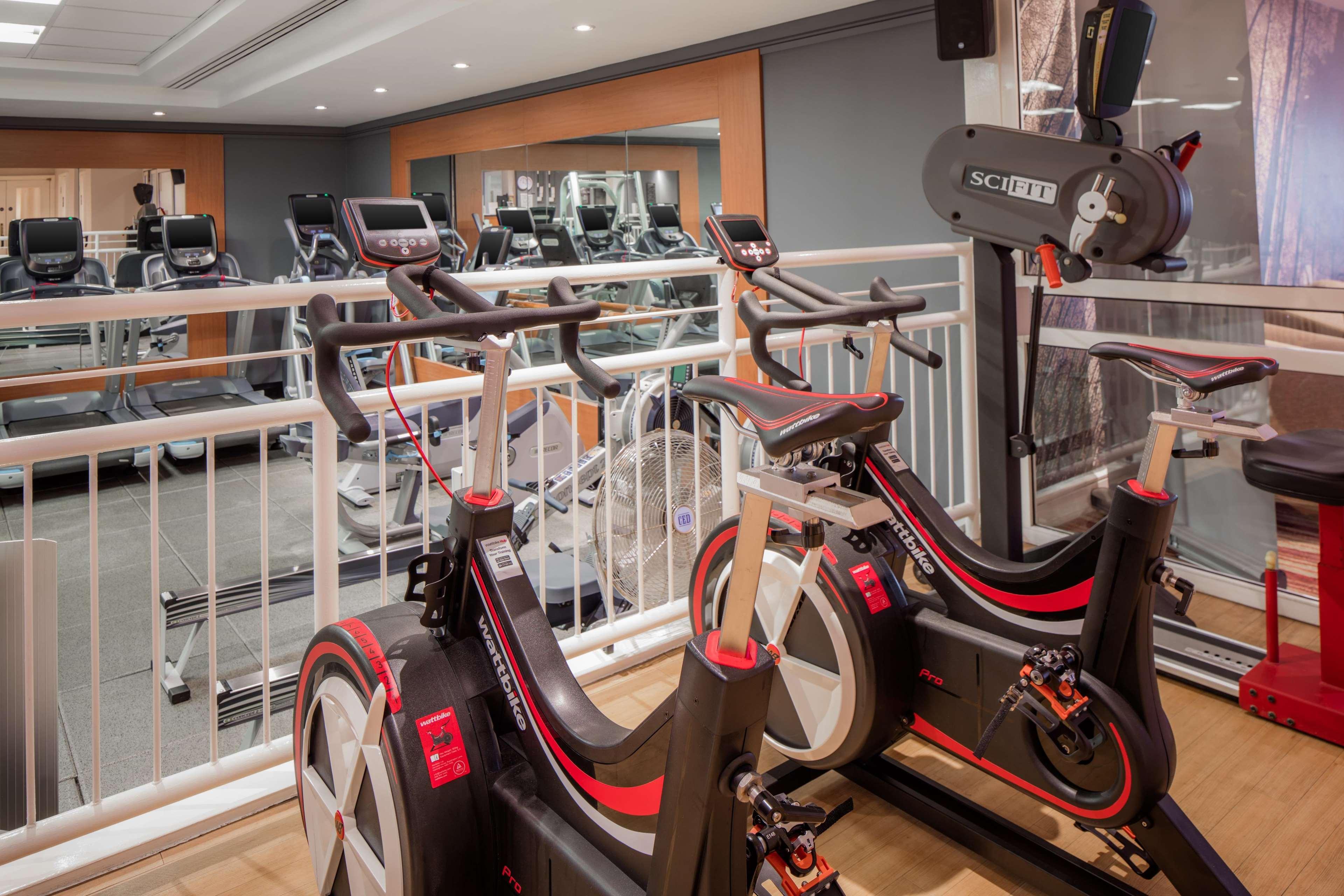 Hilton Northampton Hotel Bagian luar foto